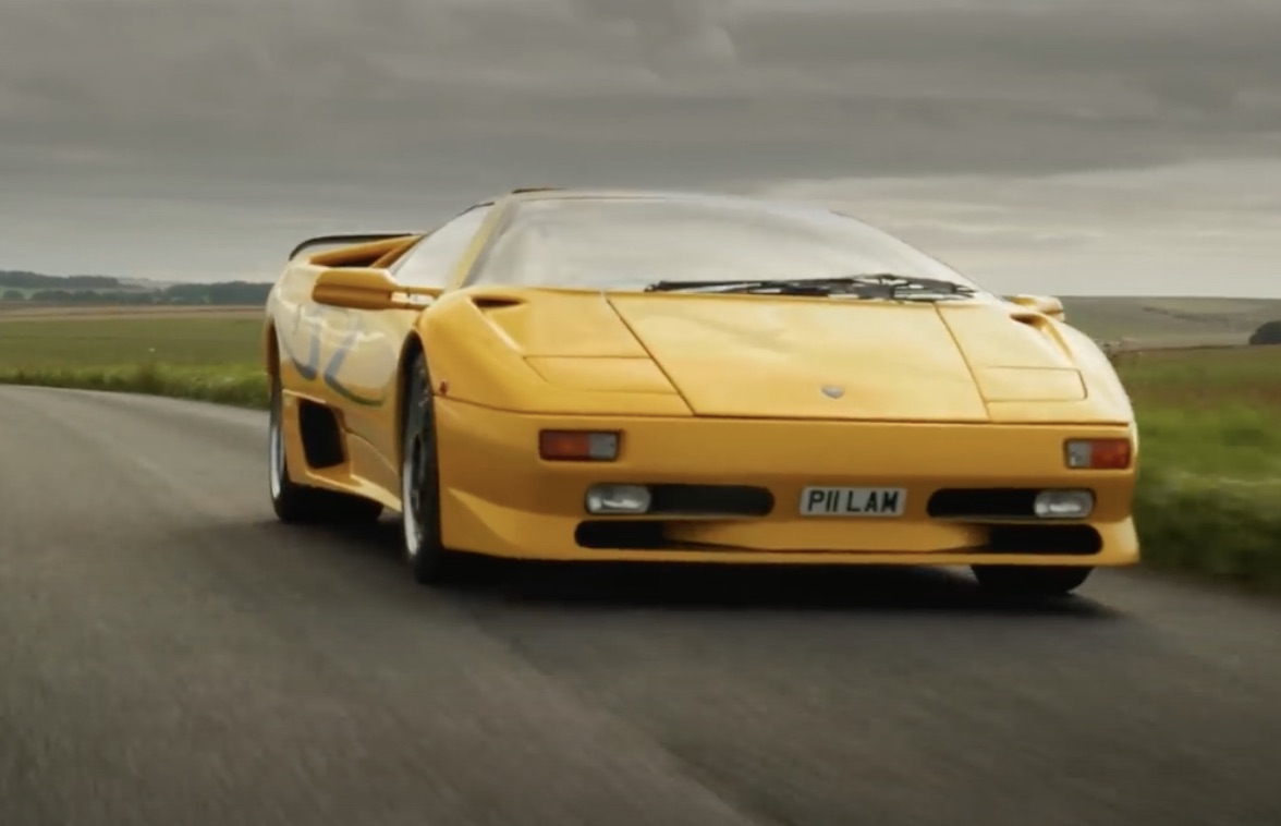 Morning Symphony: Lamborghini Diablo SV At Speed